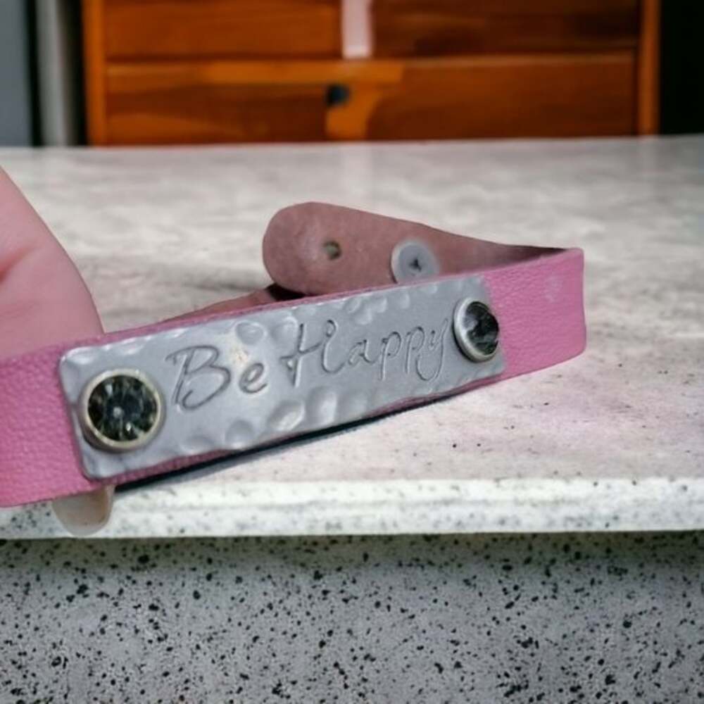Be Happy Pink Leather Bracelet
